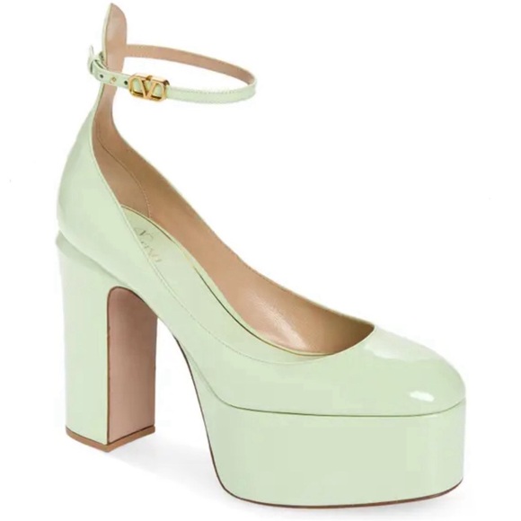 Valentino Garavani Tan-Go Platform Pump in AP4 Ambrosia NWOB